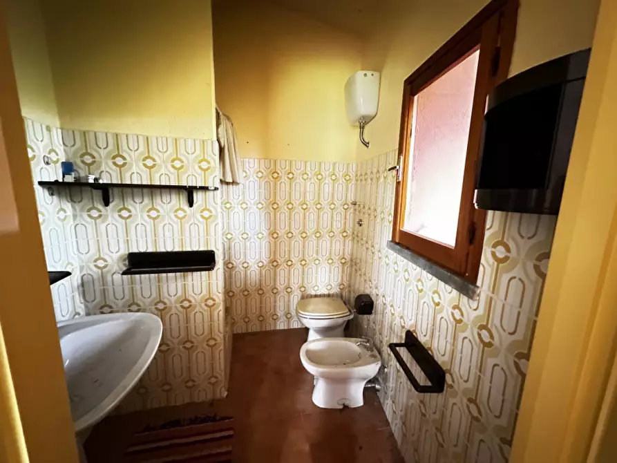 Immagine 22 di Villa in vendita  in Via Londra a Posada