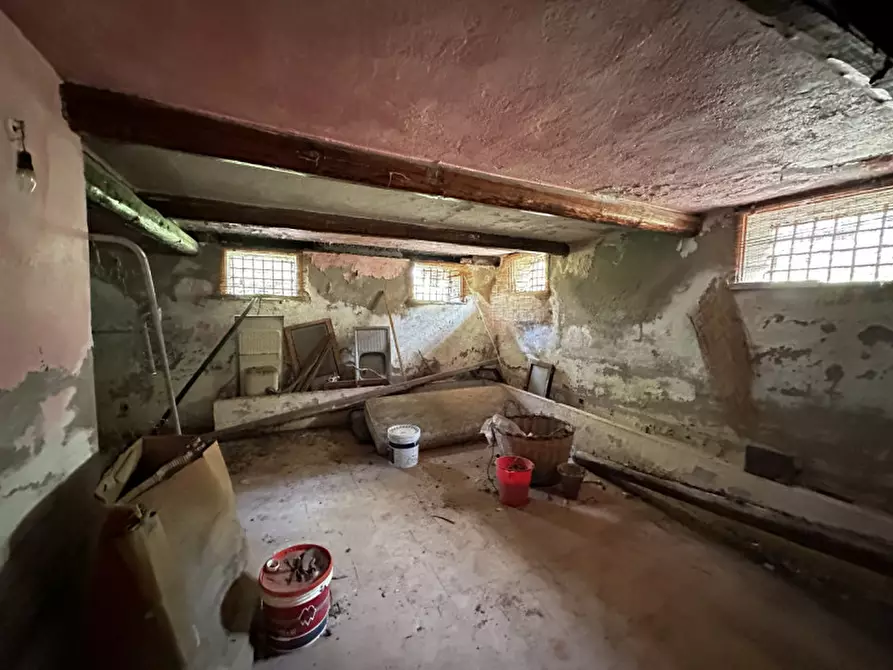 Immagine 37 di Villa in vendita  in Via Londra a Posada