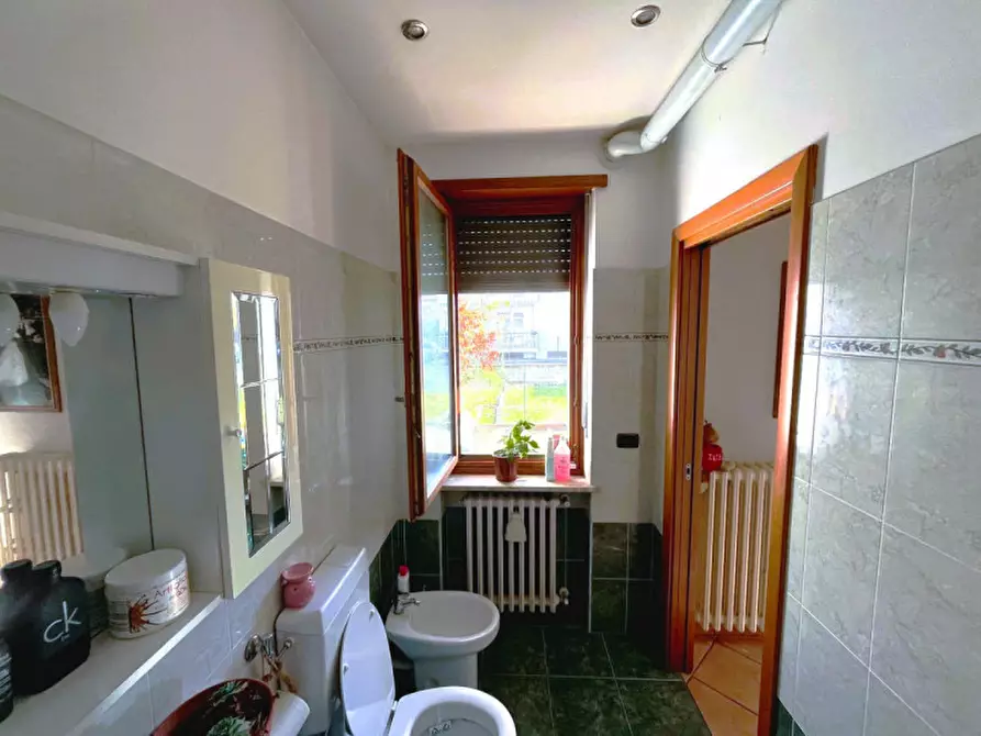 Immagine 14 di Appartamento in vendita  in Vi Giuseppe Gria, 3 a Rivarolo Canavese