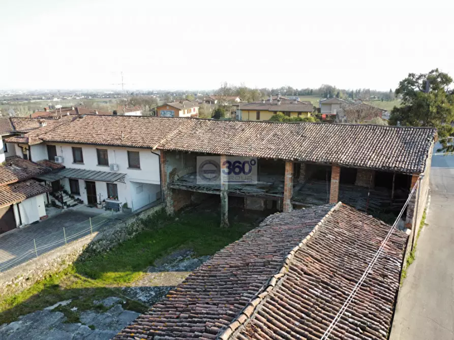 Immagine 3 di Rustico / casale in vendita  in Via Eugenio Montale a Provaglio D'iseo