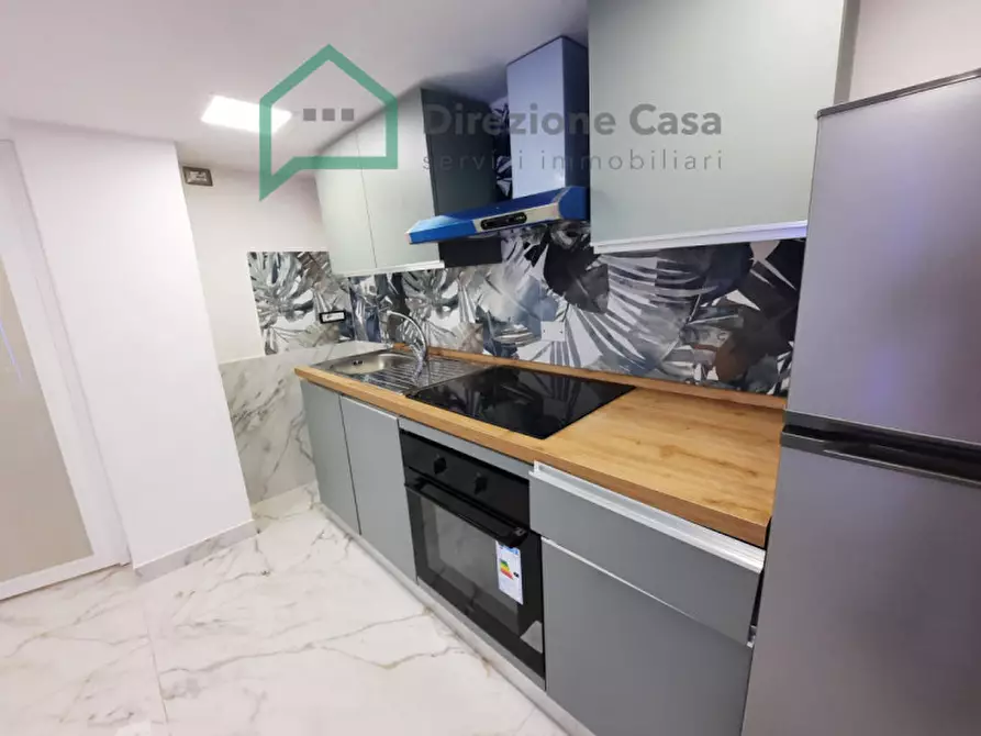 Immagine 12 di Appartamento in affitto  in VIA SALVATOR ROSA a Napoli