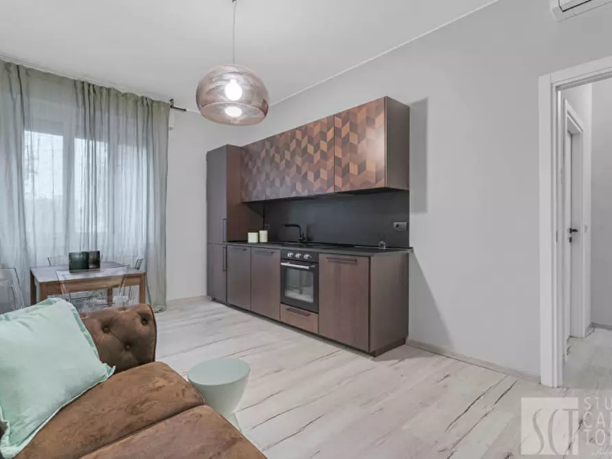 Immagine 2 di Appartamento in affitto  in via carlo torre 45 a Milano