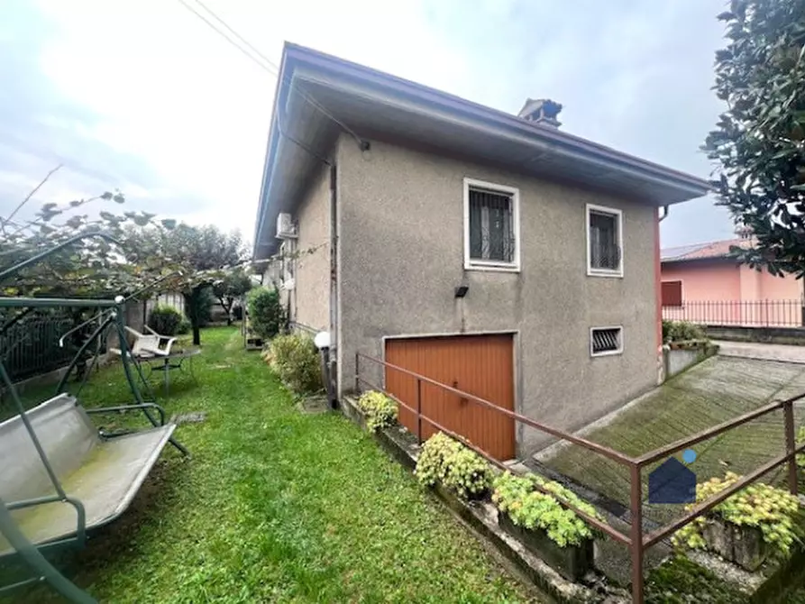 Immagine 6 di Casa bifamiliare in vendita  in Via Evaristo Almici a Rezzato