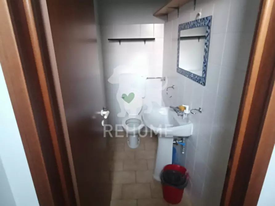 Immagine 6 di Negozio in vendita  in Via Villa, 85 a Artegna