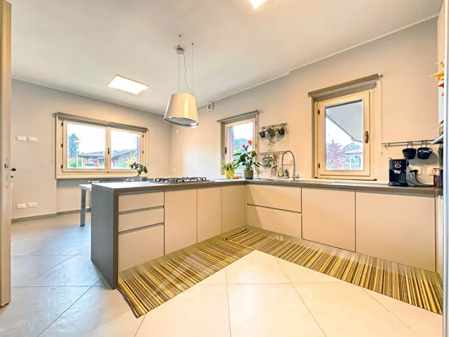 Immagine 23 di Villa in vendita  in Via Piana di Monolo 7 a Roasio