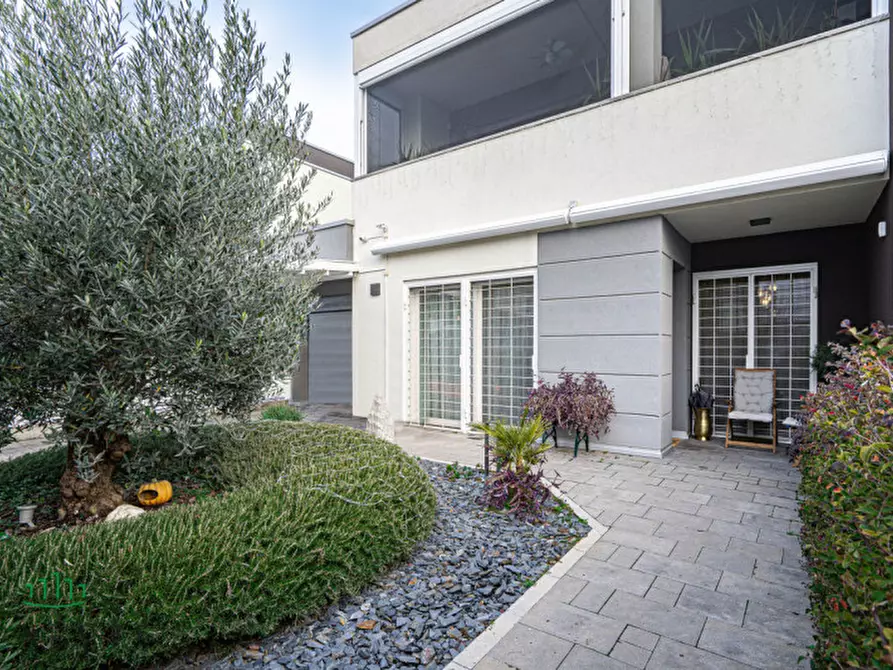 Immagine 4 di Villa in vendita  in Via Oriana Fallaci a San Lazzaro Di Savena