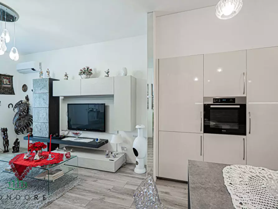 Immagine 9 di Villa in vendita  in Via Oriana Fallaci a San Lazzaro Di Savena