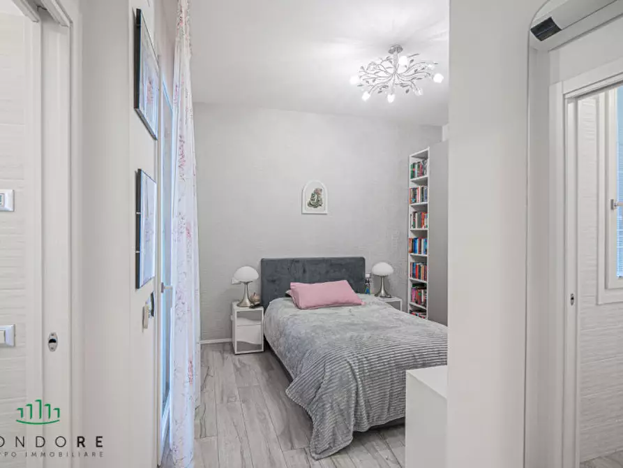 Immagine 30 di Villa in vendita  in Via Oriana Fallaci a San Lazzaro Di Savena