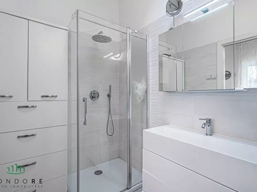 Immagine 42 di Villa in vendita  in Via Oriana Fallaci a San Lazzaro Di Savena