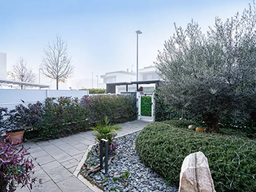 Immagine 55 di Villa in vendita  in Via Oriana Fallaci a San Lazzaro Di Savena