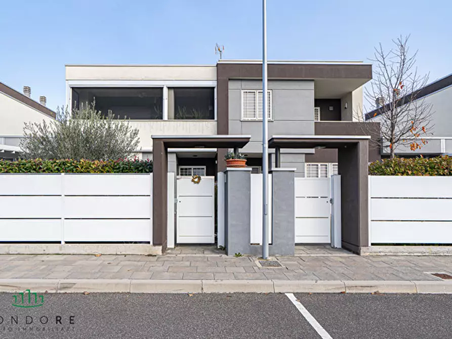 Immagine 65 di Villa in vendita  in Via Oriana Fallaci a San Lazzaro Di Savena