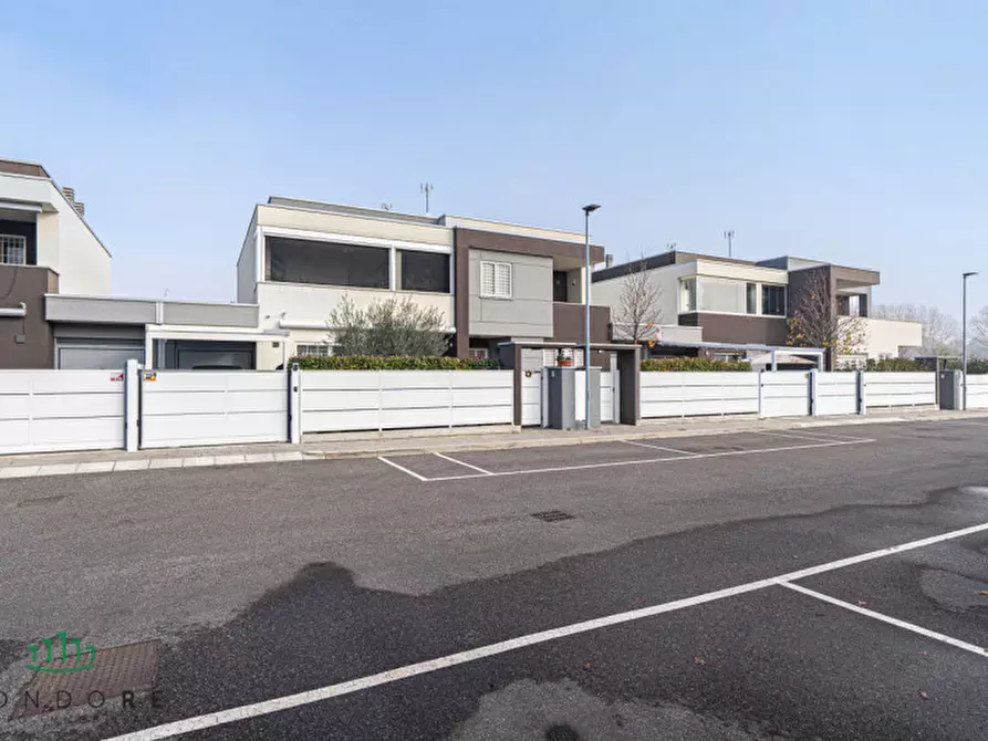 Immagine 67 di Villa in vendita  in Via Oriana Fallaci a San Lazzaro Di Savena