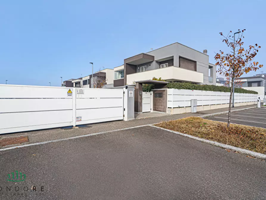 Immagine 68 di Villa in vendita  in Via Oriana Fallaci a San Lazzaro Di Savena