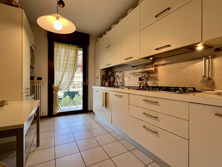 Immagine 12 di Appartamento in vendita  in Via Vincenzo Periz a Vicenza