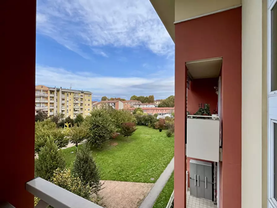 Immagine 15 di Appartamento in vendita  in Via Vincenzo Periz a Vicenza