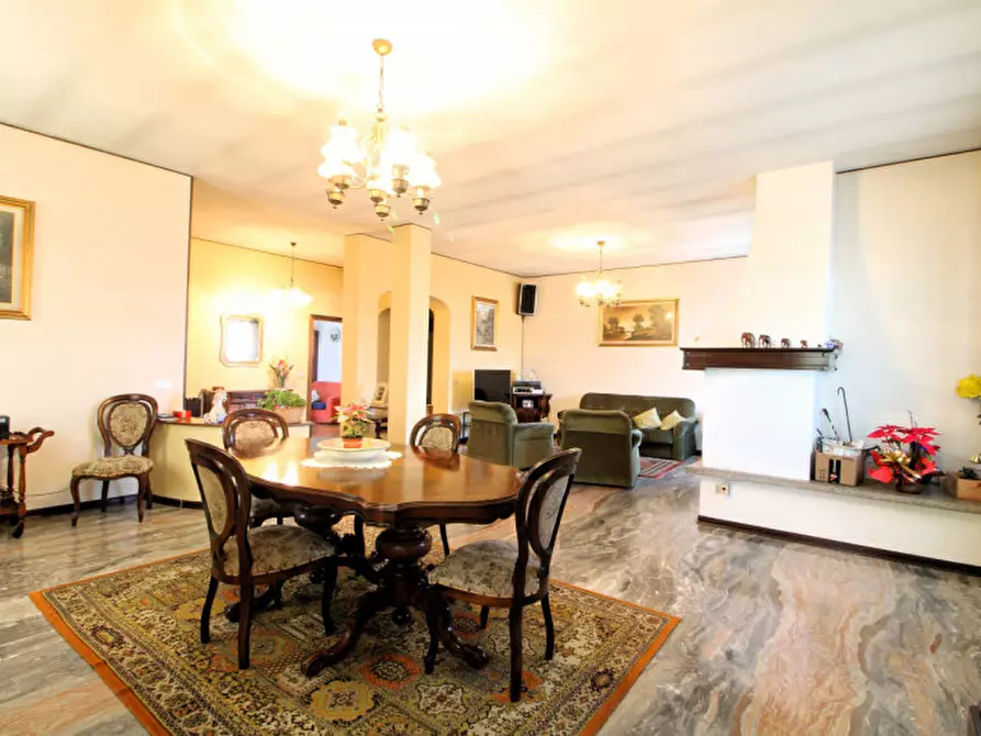 Immagine 8 di Casa bifamiliare in vendita  in VIA BAGNO n. 12 a Cinto Euganeo