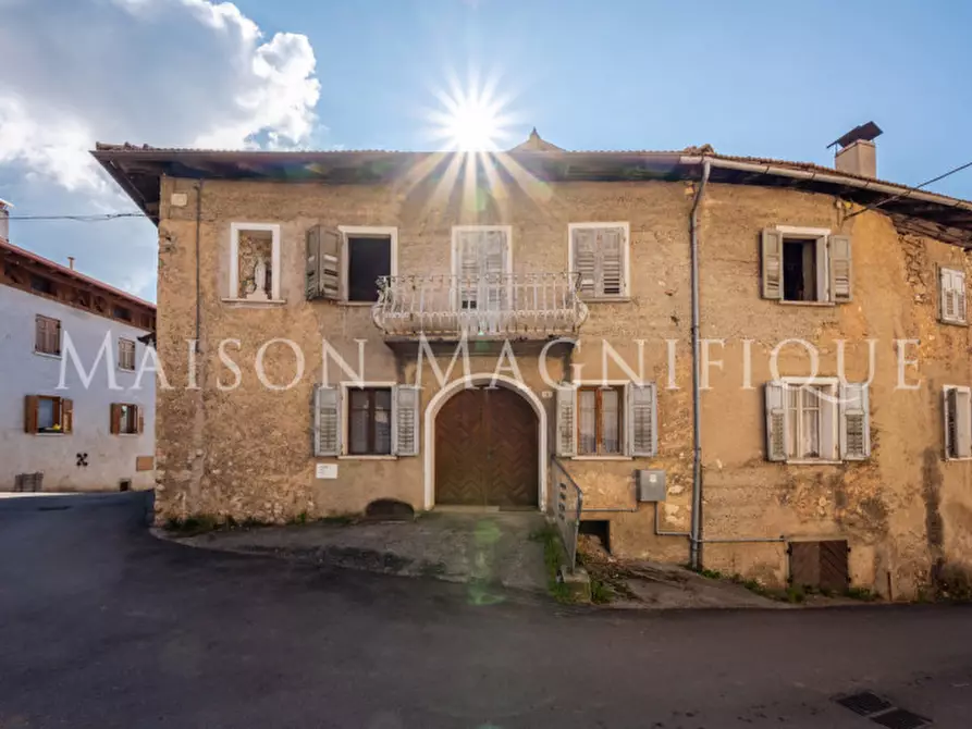 Immagine 1 di Casa indipendente in vendita  in Via Fontana 4 a Predaia