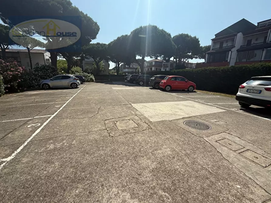 Immagine 27 di Appartamento in vendita  in Via Raffaello Sanzio 116 a Comacchio