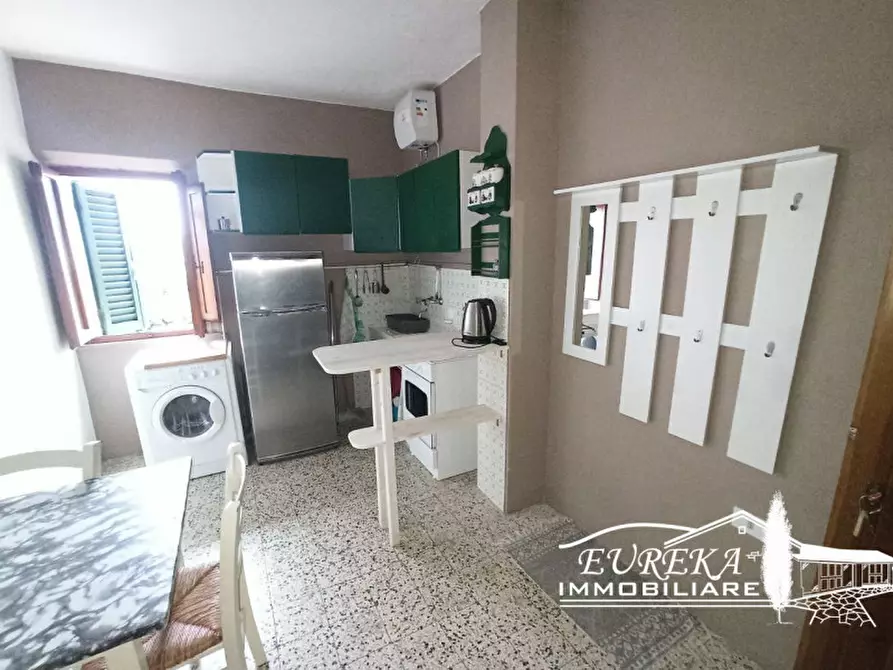 Immagine 3 di Appartamento in vendita  in via castiglionese casamaggiore a Castiglione Del Lago