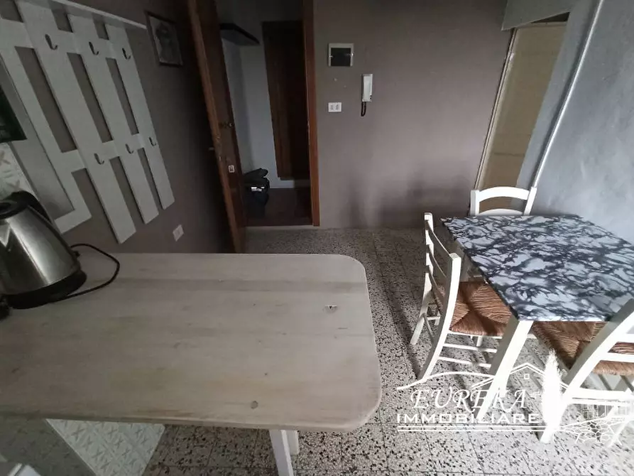 Immagine 4 di Appartamento in vendita  in via castiglionese casamaggiore a Castiglione Del Lago