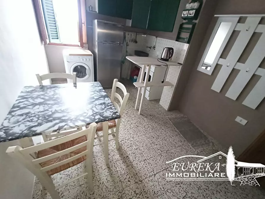 Immagine 5 di Appartamento in vendita  in via castiglionese casamaggiore a Castiglione Del Lago