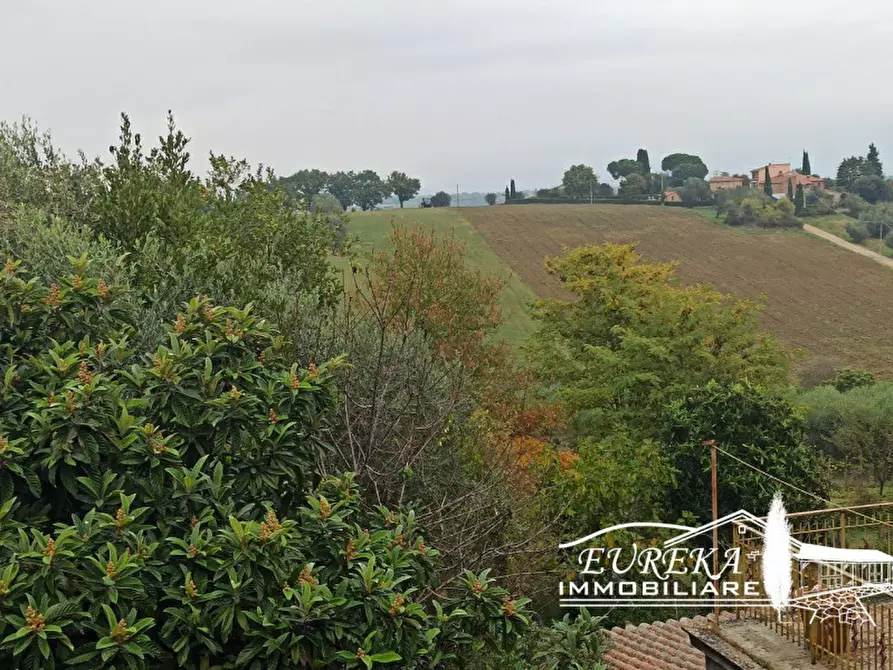 Immagine 11 di Appartamento in vendita  in via castiglionese casamaggiore a Castiglione Del Lago
