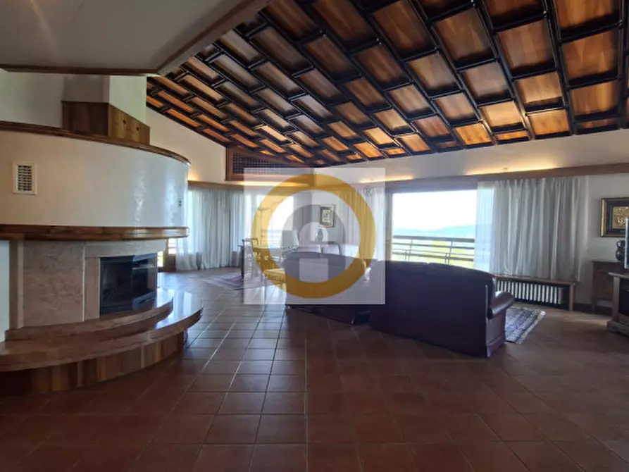 Immagine 3 di Villa in vendita  a Pederobba