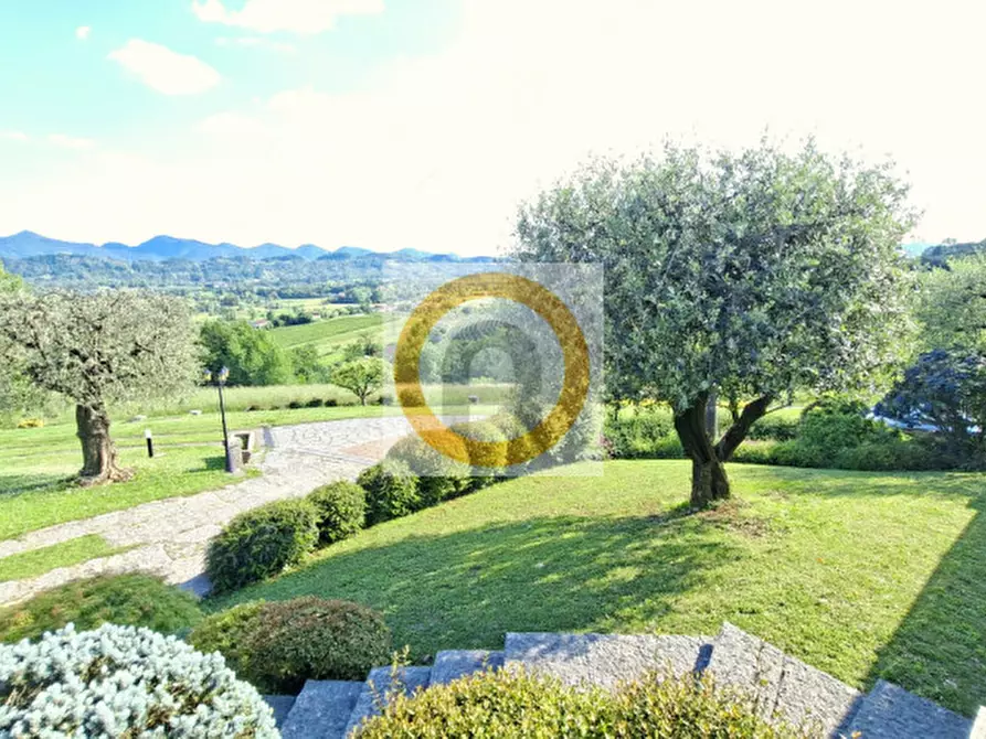 Immagine 10 di Villa in vendita  a Pederobba