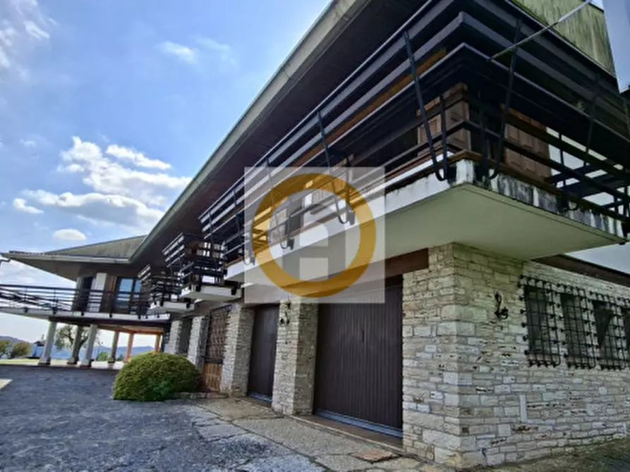 Immagine 17 di Villa in vendita  a Pederobba