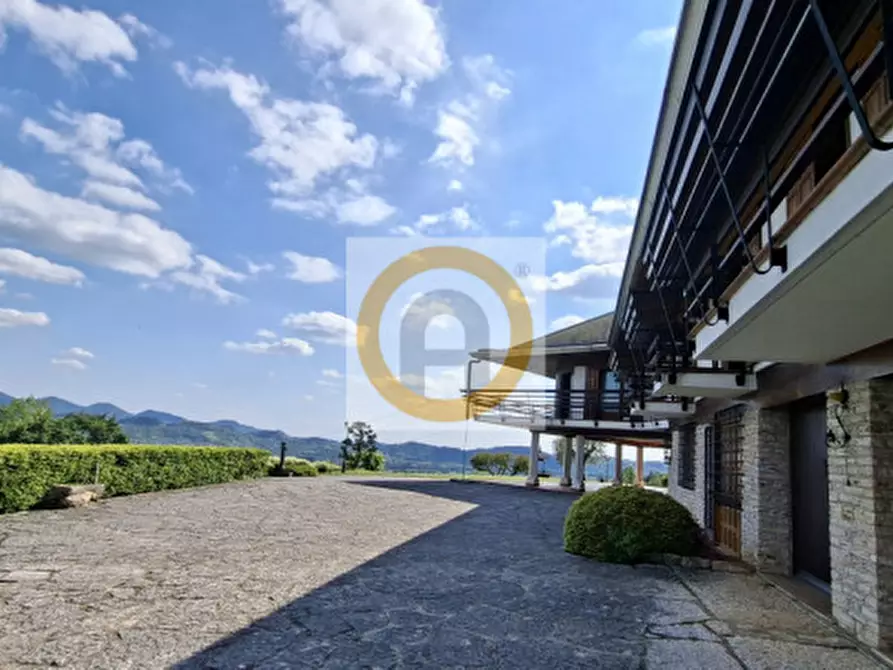 Immagine 26 di Villa in vendita  a Pederobba