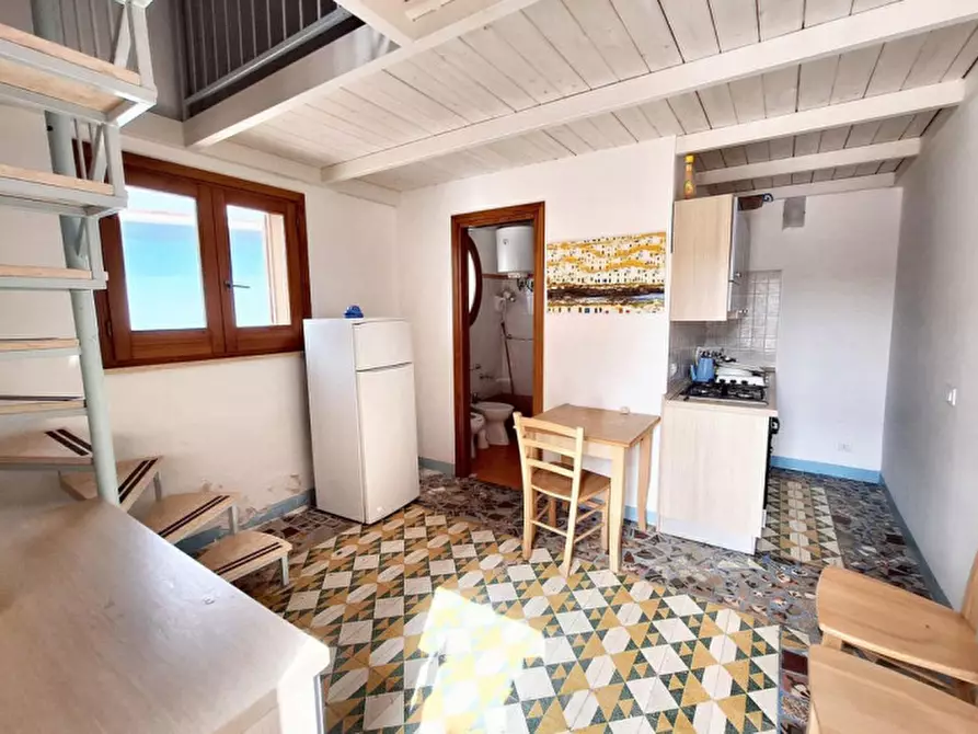 Immagine 7 di Appartamento in vendita  in Via Locogrande, N. 61 a Trapani