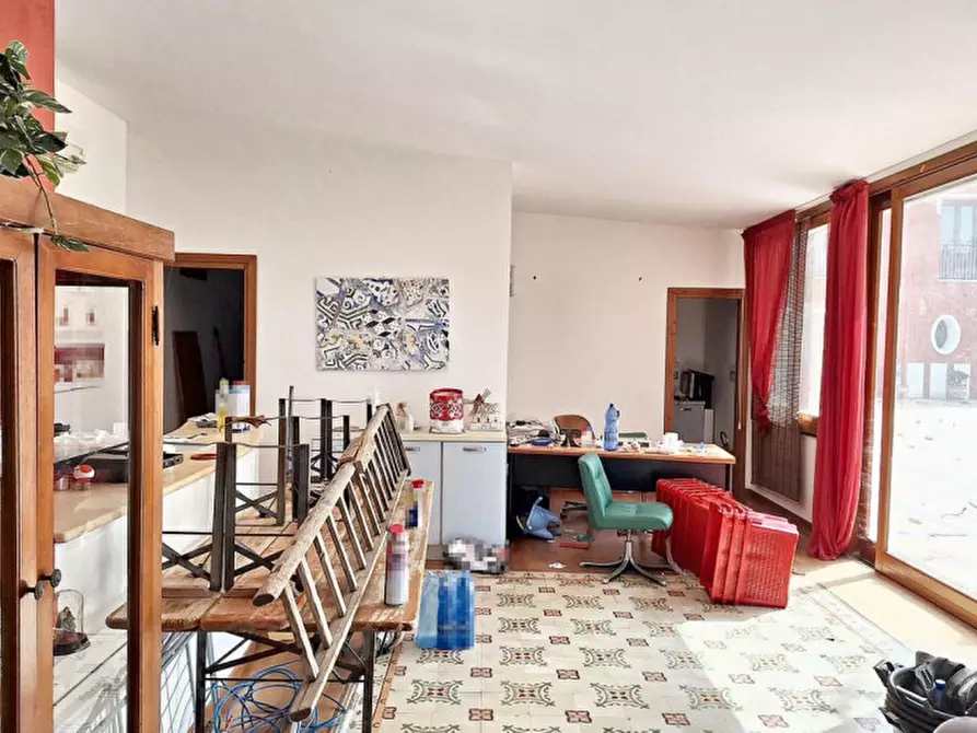 Immagine 15 di Appartamento in vendita  in Via Locogrande, N. 61 a Trapani