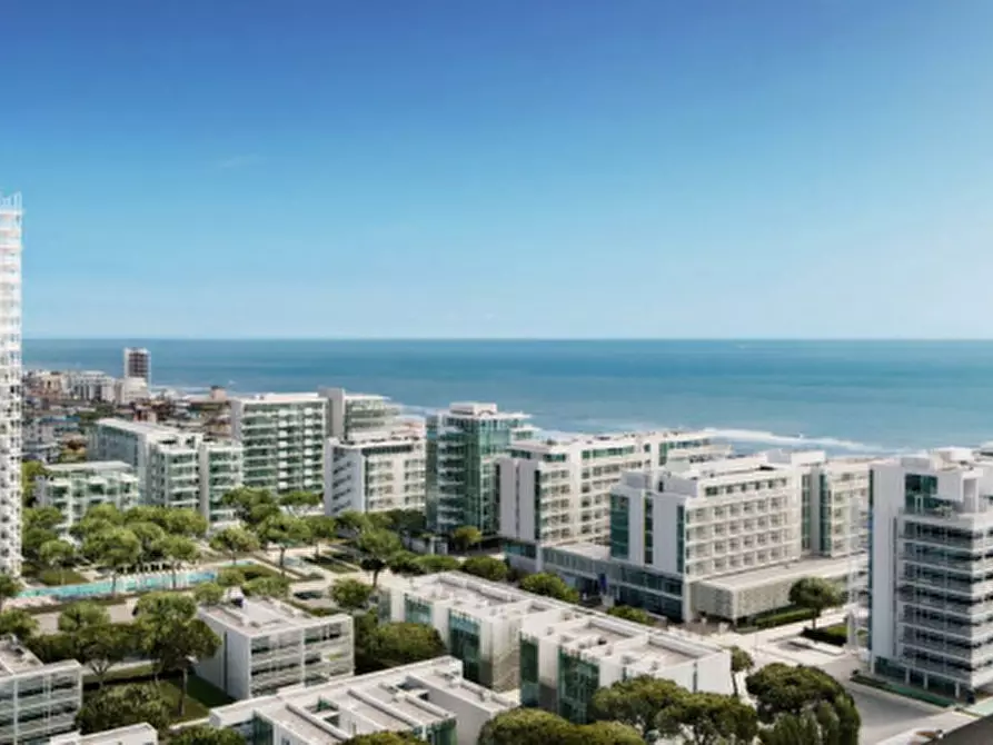 Immagine 3 di Terreno in vendita  in Via Andrea Bafile 295 a Jesolo