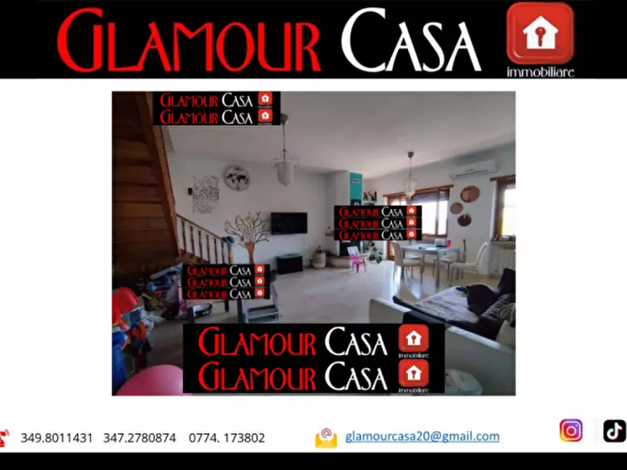 Immagine 2 di Appartamento in vendita  in Vicolo Clementi a Roma