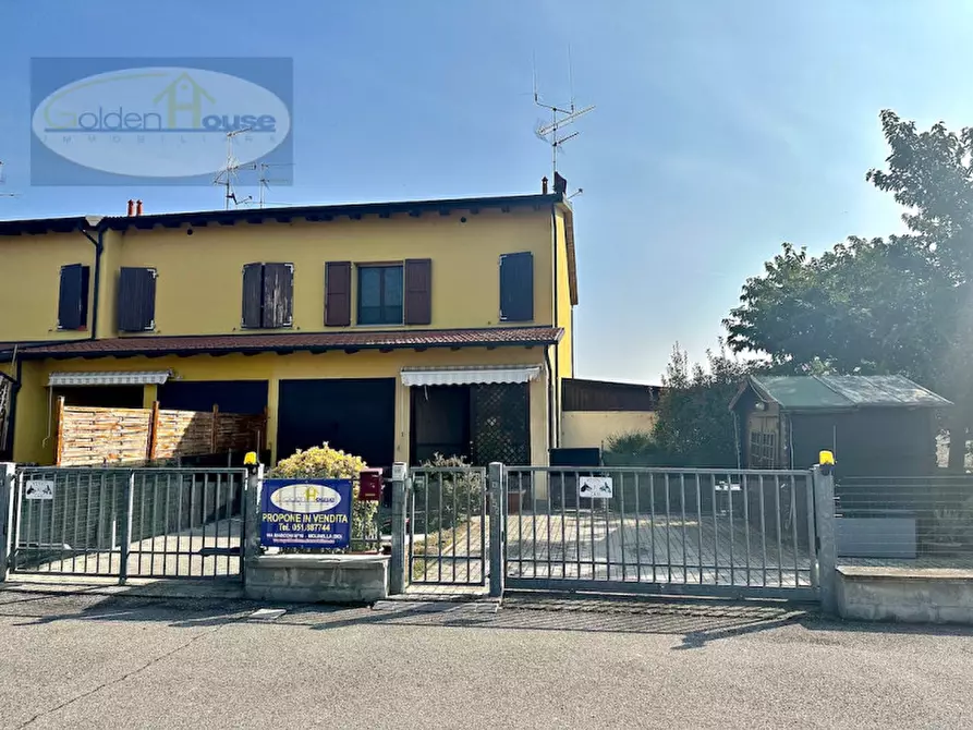 Immagine 1 di Villetta a schiera in vendita  in Via Fiume Vecchio 152/3 a Molinella