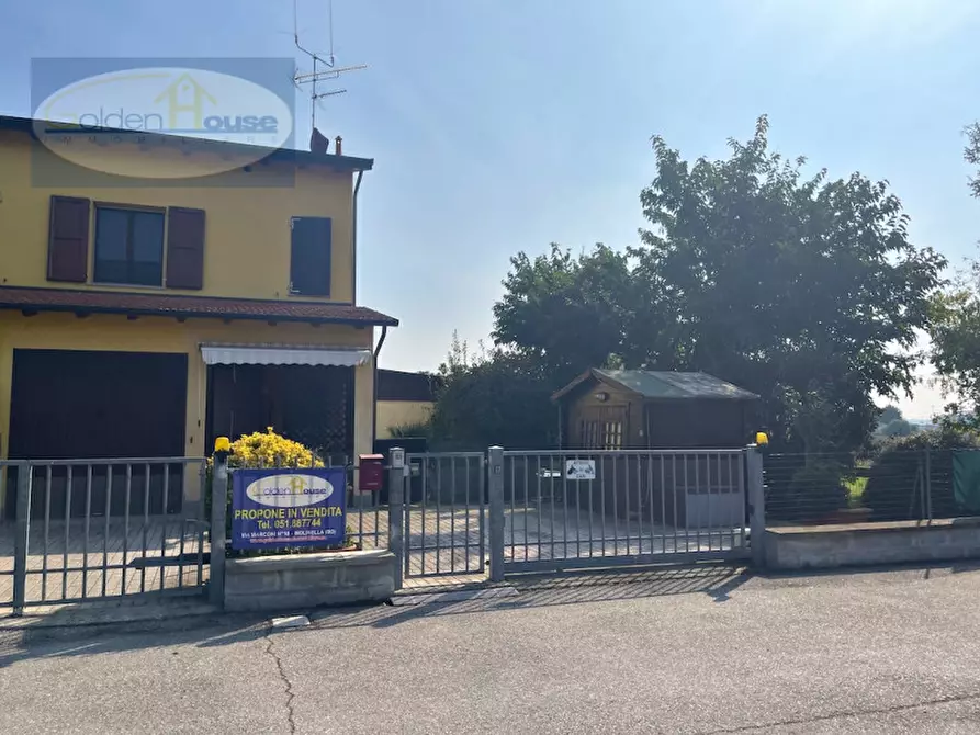 Immagine 2 di Villetta a schiera in vendita  in Via Fiume Vecchio 152/3 a Molinella