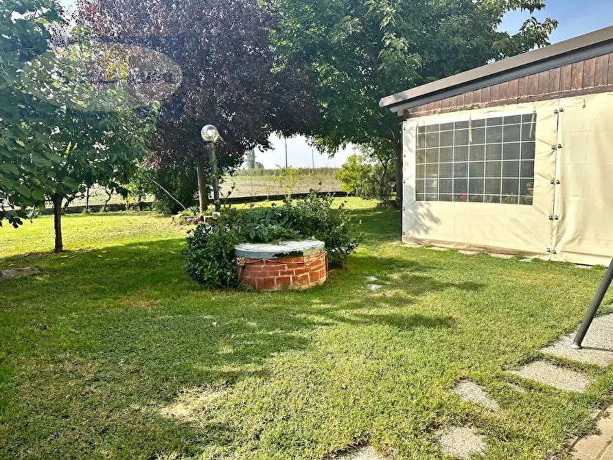 Immagine 31 di Villetta a schiera in vendita  in Via Fiume Vecchio 152/3 a Molinella