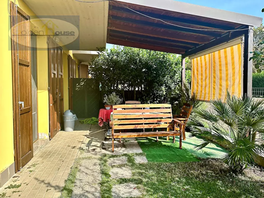 Immagine 37 di Villetta a schiera in vendita  in Via Fiume Vecchio 152/3 a Molinella