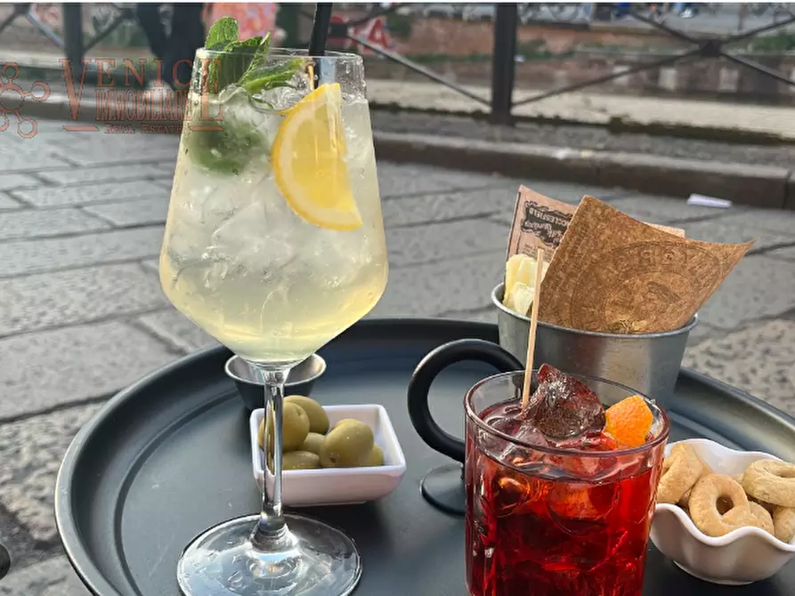 Immagine 3 di Attività commerciale in vendita  a Martellago