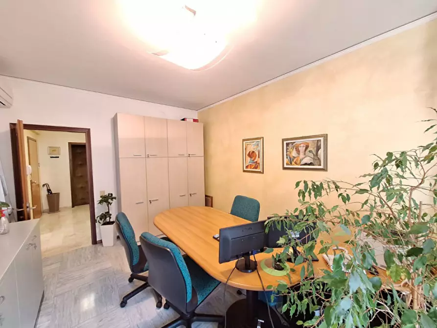 Immagine 9 di Ufficio in vendita  in Via Celio a Rovigo