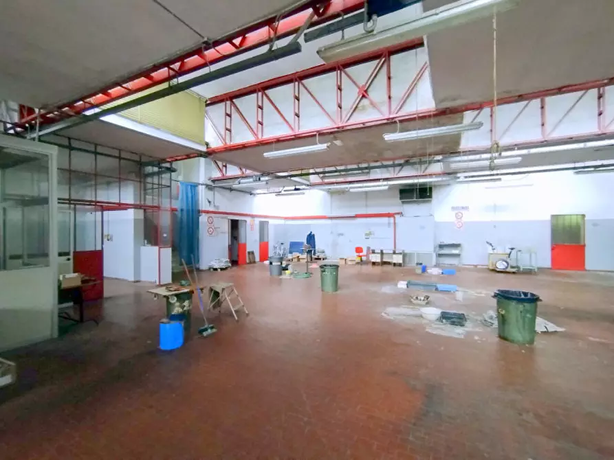 Immagine 1 di Capannone industriale in vendita  in VIALE DELLA NAVIGAZIONE INTERNA a Padova