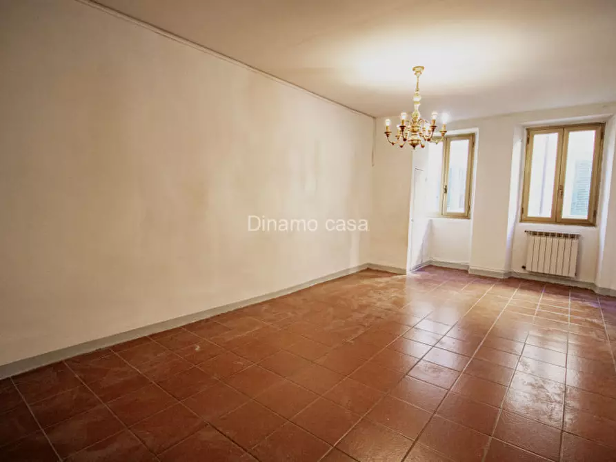 Immagine 2 di Appartamento in vendita  a Prato