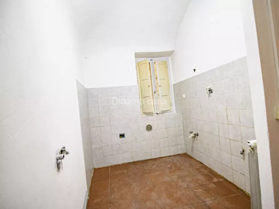 Immagine 11 di Appartamento in vendita  a Prato