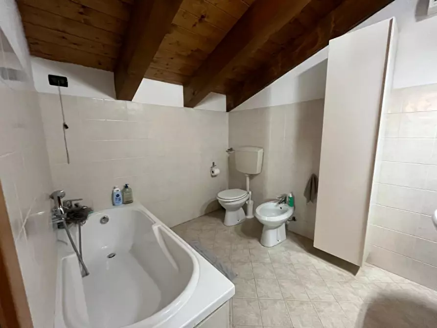 Immagine 12 di Appartamento in vendita  in Via Cortivi a Sona