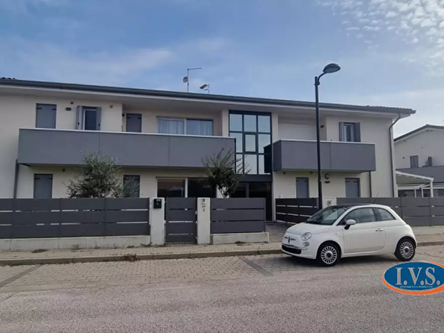 Immagine 1 di Appartamento in vendita  in Via D. Cattaneo 1 a Montegalda