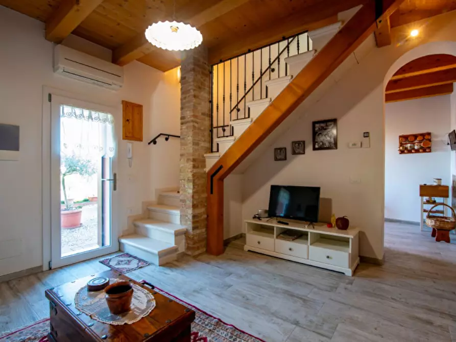 Immagine 3 di Casa indipendente in vendita  in Via Missaglia a Mestrino