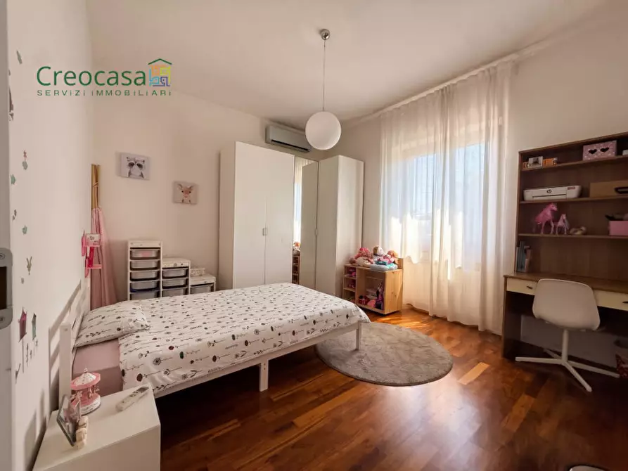 Immagine 15 di Villa in vendita  a Dalmine