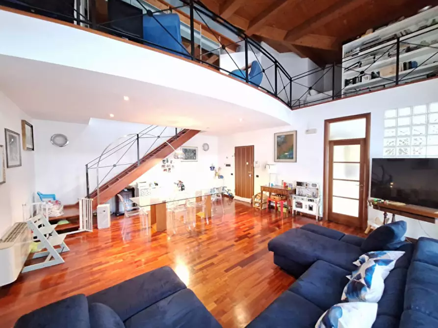 Immagine 1 di Appartamento in vendita  in Via Nazario Sauro a Rovigo