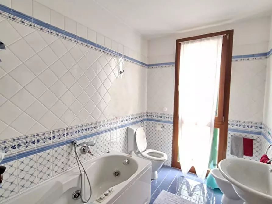 Immagine 13 di Appartamento in vendita  in Via Nazario Sauro a Rovigo