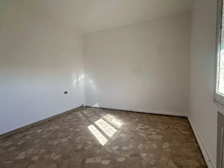 Immagine 10 di Appartamento in vendita  a Carpi